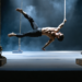 découvrez yoann bourgeois, l'artiste exceptionnel mêlant poésie acrobatique et scènes en mouvement, offrant des performances uniques et captivantes qui repoussent les limites du spectacle vivant.
